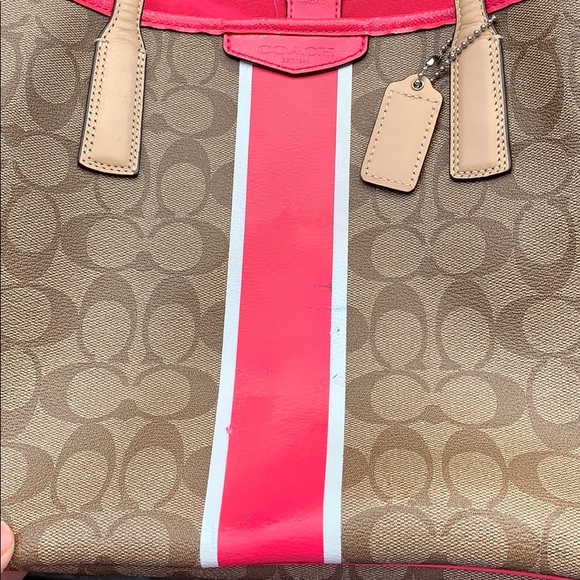 Coach Purse 🎉 - Picture 13 of 15